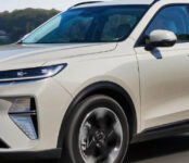 В Китае объявили старт продаж обновленного Haval F8